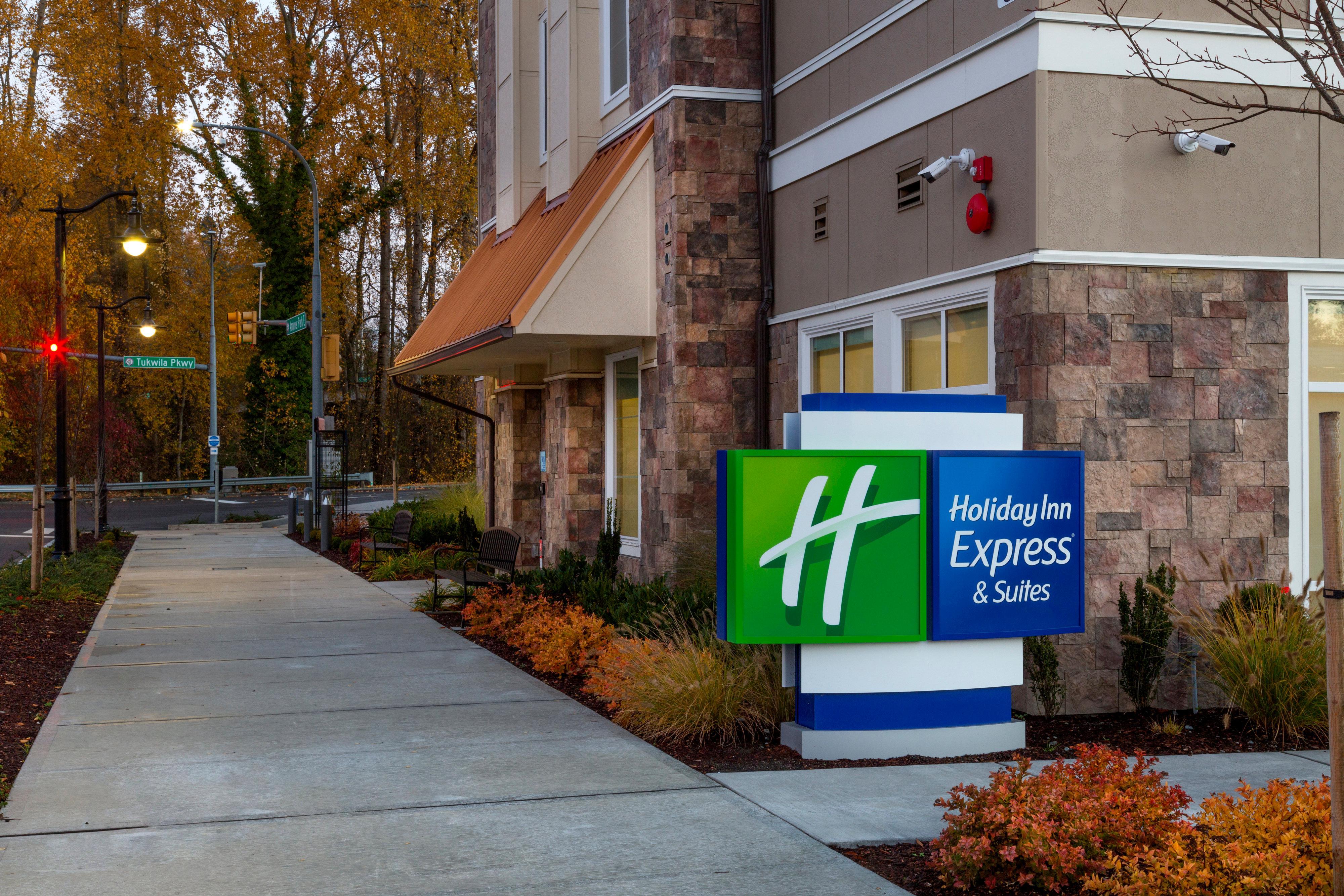 Holiday Inn Express & Suites - Seattle South - Tukwila By Ihg Екстер'єр фото