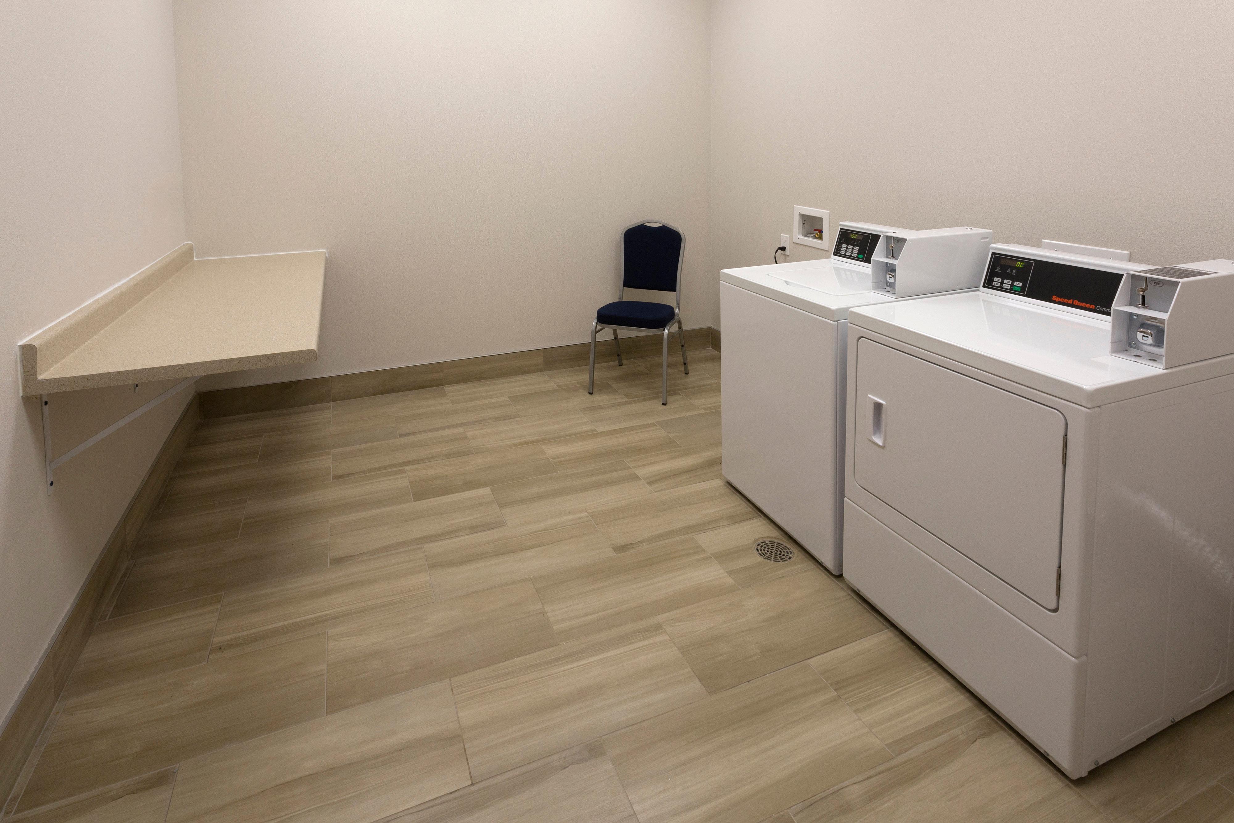 Holiday Inn Express & Suites - Seattle South - Tukwila By Ihg Екстер'єр фото