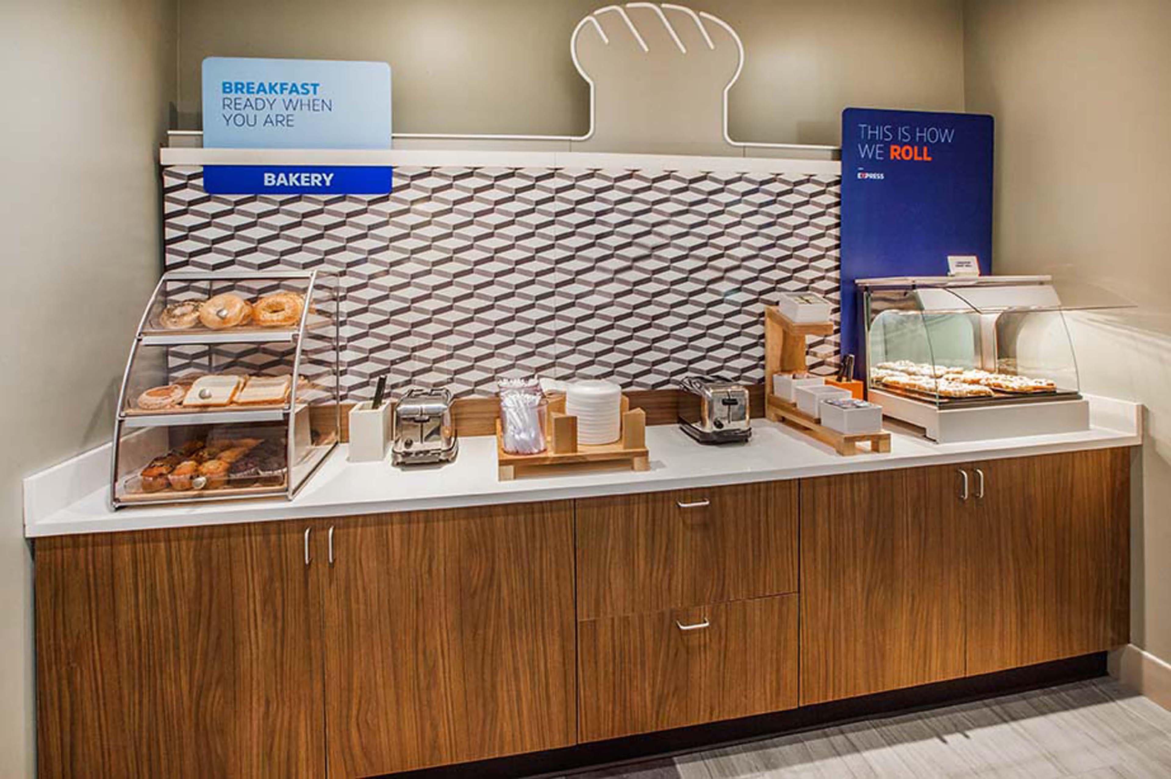 Holiday Inn Express & Suites - Seattle South - Tukwila By Ihg Екстер'єр фото